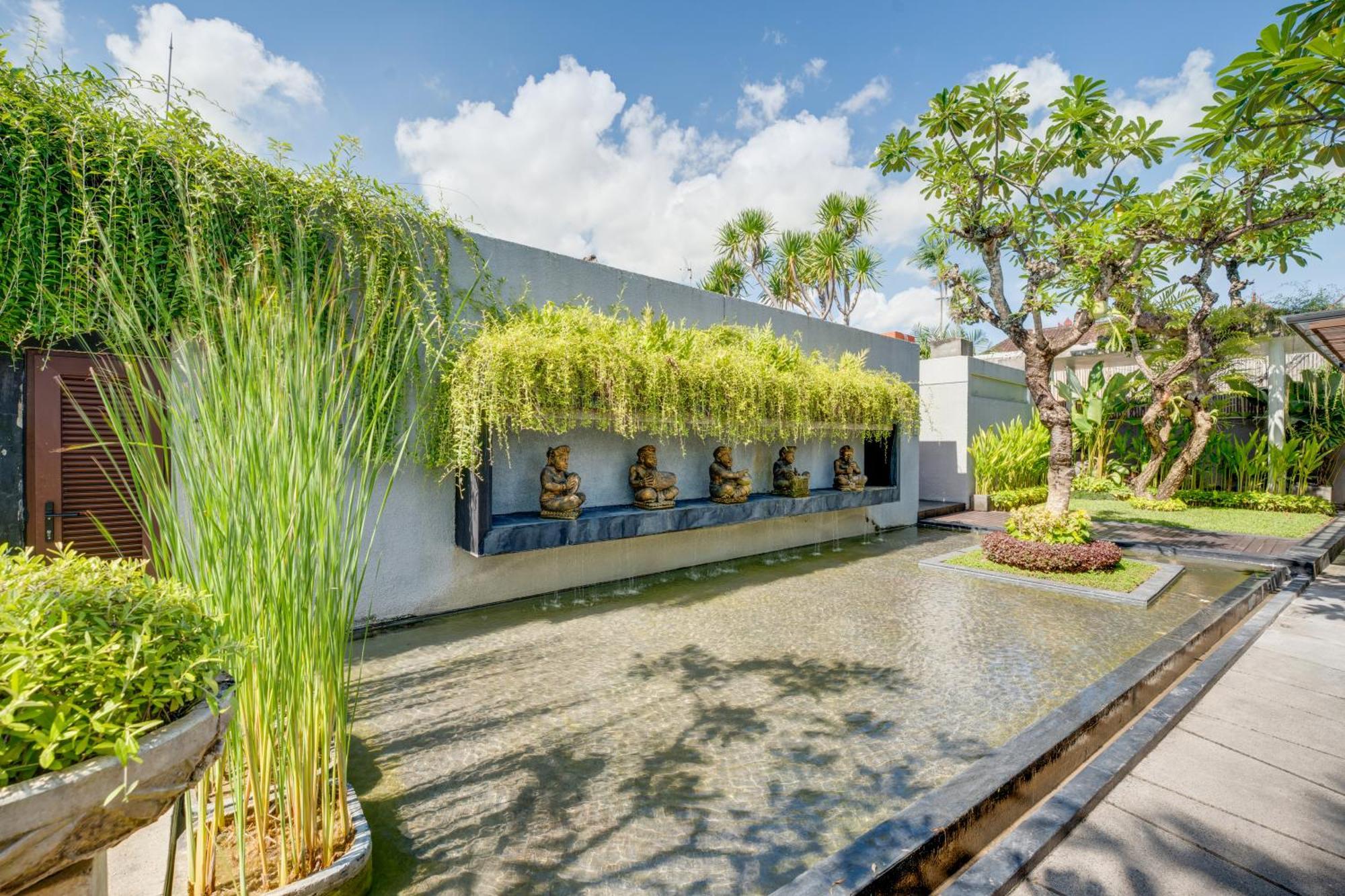 סמיניאק Villa Jerami & Spa מראה חיצוני תמונה